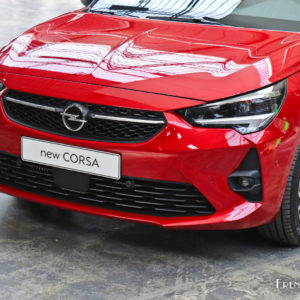 Photo bouclier avant Opel Corsa F (2019)