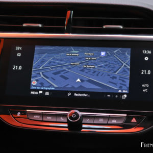 Photo navigation GPS écran tactile Opel Corsa F (2019)