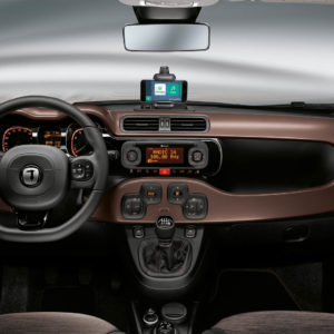 Photo tableau de bord Fiat Panda Trussardi (2019)