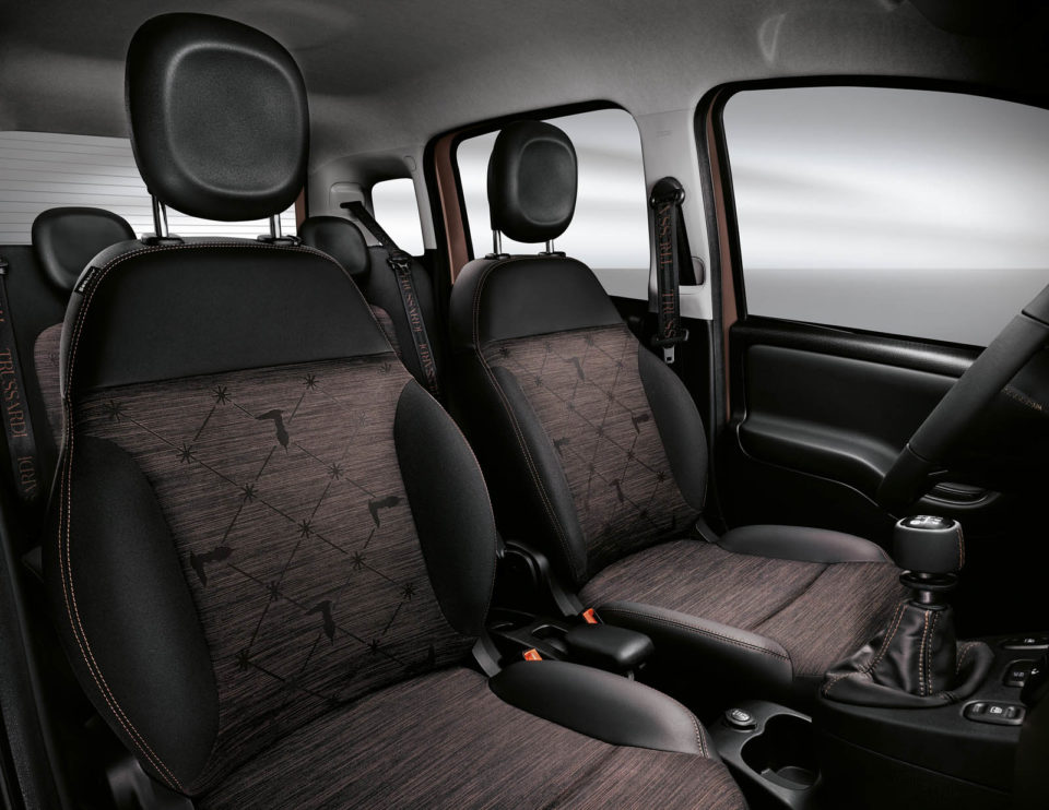 Photo intérieur sièges avant Fiat Panda Trussardi (2019)