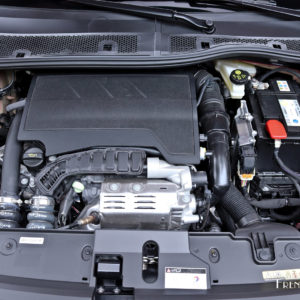 Photo moteur essence 1.2 PureTech 130 Peugeot 208 II (2019)
