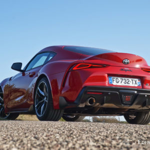 Photo 3/4 arrière statique Toyota GR Supra (2019)