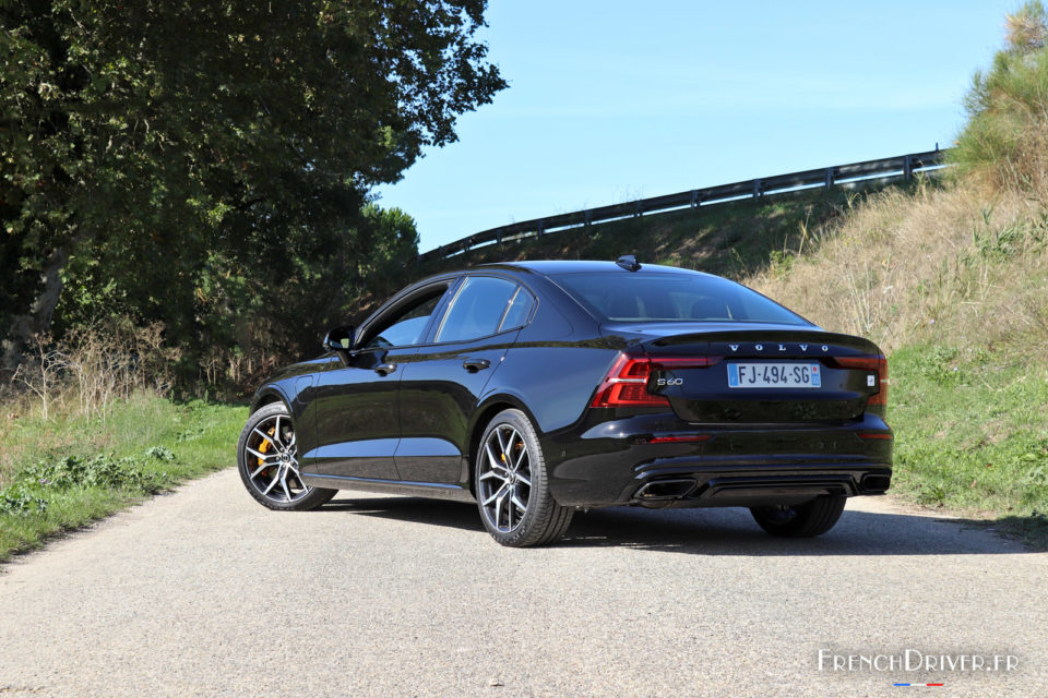 Photo Volvo S60 T8 Polestar Engineered (2019)