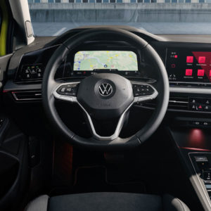 Photo tableau de bord Volkswagen Golf 8 (2019)
