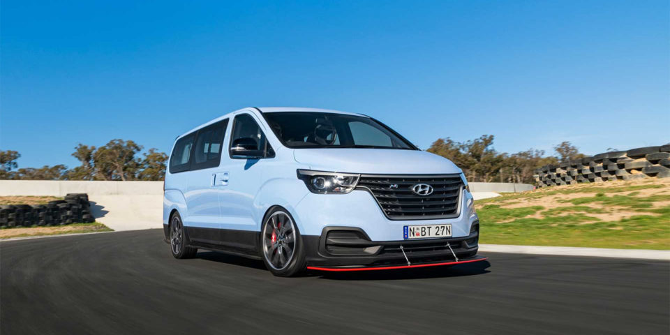 Vidéo : le Hyundai iMax N Drift Bus se déchaîne sur circuit !