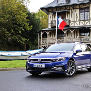 Photo Volkswagen Passat SW R-Line restylée (2019)