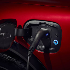 Photo prise de recharge Ford Mustang Mach-E (2019)