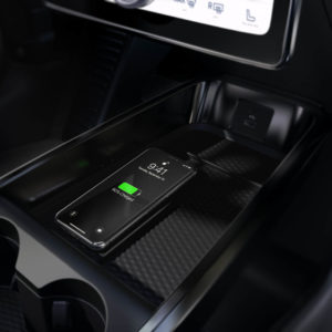 Photo chargeur induction Ford Mustang Mach-E (2019)