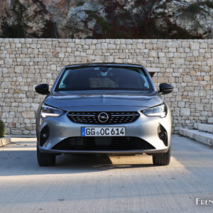 Photo face avant Opel Corsa F (2019)