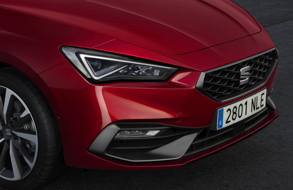 Photo bouclier avant nouvelle SEAT León 4 (2020)