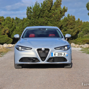 Photo face avant Alfa Romeo Giulia Sprint (2020)