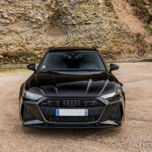 Photo vue avant Audi RS 6 Avant C8 (2020)