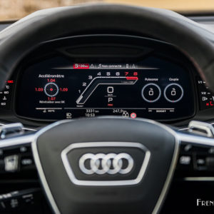 Photo combiné Virtual Cockpit Audi RS 6 Avant C8 (2020)