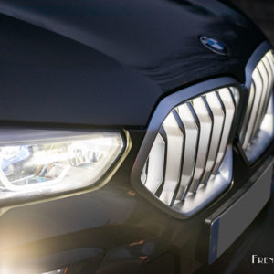 Photo éclairage calandre nuit BMW X6 30d (2020)