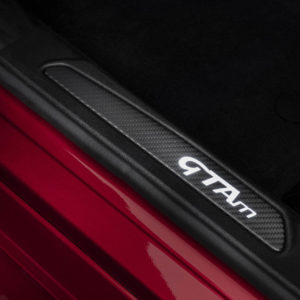 Photo seuil porte carbone Alfa Romeo Giulia GTA (GTAm) 2020