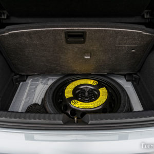 Photo coffre roue secours galette Audi A1 Citycarver (2020)