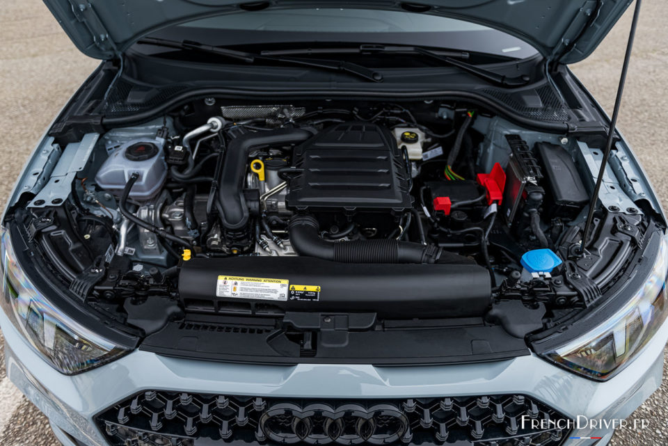 Photo moteur essence 1.0 TFSI 116 Audi A1 Citycarver (2020)