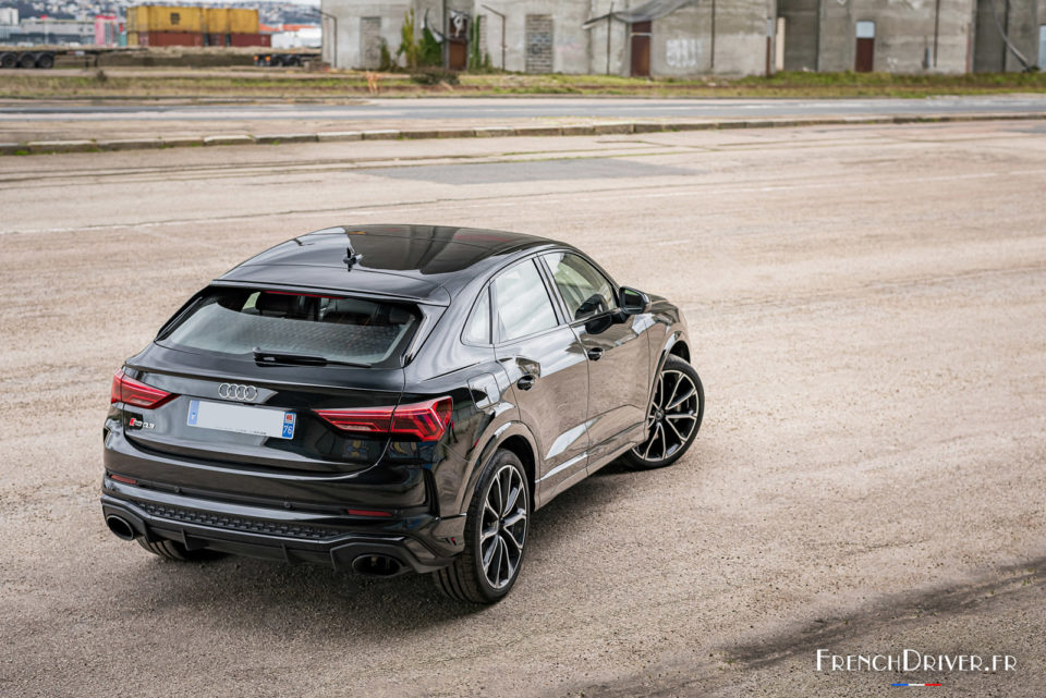 Photo 3/4 arrière Audi RSQ3 Sportback (2020)