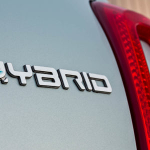 Photo sigle Fiat 500 Hybrid (2020)
