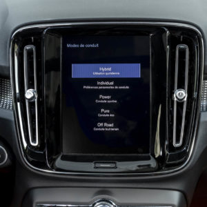 Photo modes conduite écran tactile Volvo XC40 Recharge T5 Hybri