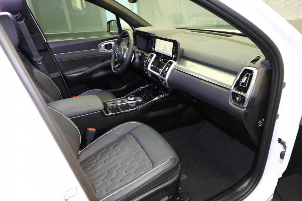 Photo sièges avant cuir Kia Sorento IV SUV (2020)