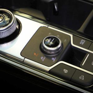 Photo commandes console centrale Kia Sorento IV SUV (2020)