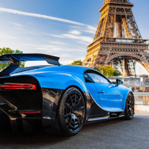 Photo 3/4 arrière Bugatti Chiron Pur Sport Paris (2020)