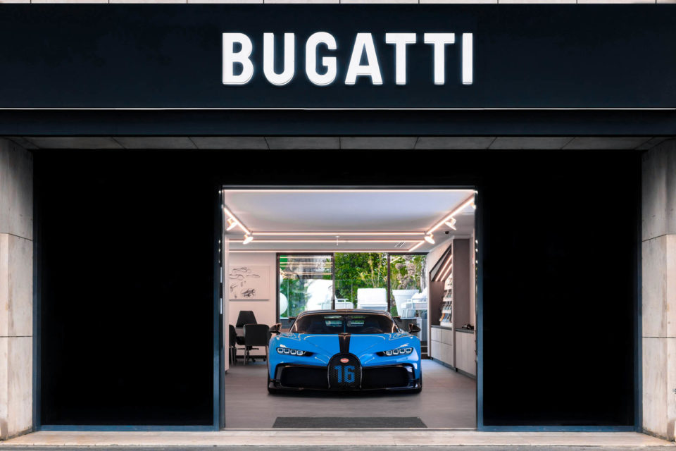 Photo showroom Neuilly Bugatti Chiron Pur Sport Paris (2020)