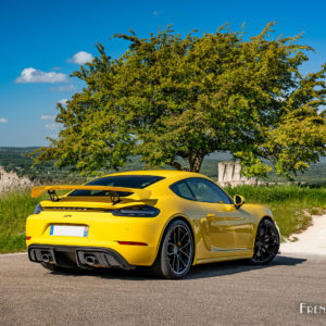 Photo arrière Porsche 718 Cayman GT4 (2020)