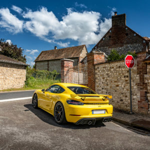 Photo 3/4 arrière Porsche 718 Cayman GT4 (2020)