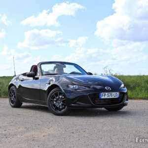 Photo 3/4 avant Mazda MX-5 Eunos Edition (2020)