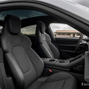 Photo sièges avant Porsche Taycan 4S et Turbo (2020)