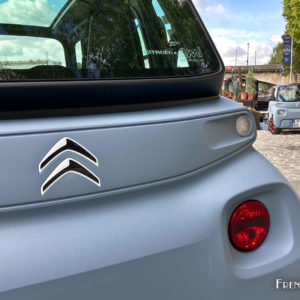 Photo détail sigle nouvelle Citroën Ami (2020)