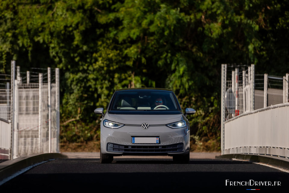 Photo face avant Volkswagen ID.3 (2020)
