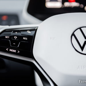 Photo commandes au volant Volkswagen ID.3 (2020)