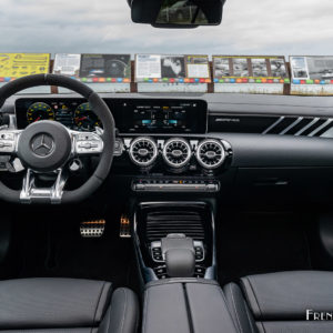 Photo intérieur cuir Mercedes AMG CLA 45 S (2020)
