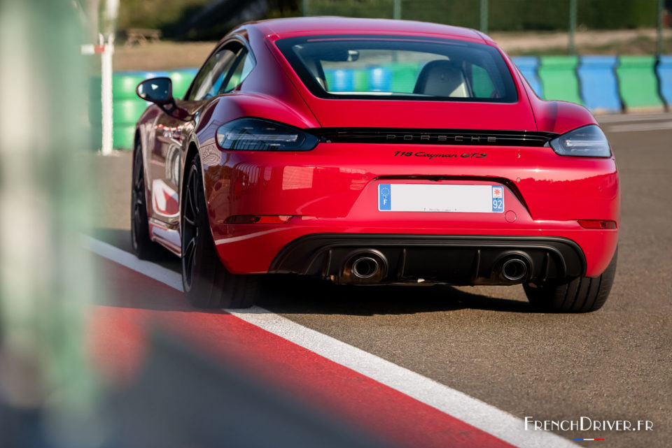 Photo 3/4 arrière Porsche 718 Cayman GTS (2020)