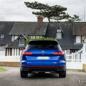 Photo face arrière Volkswagen Touareg R eHybrid 462 (2021)