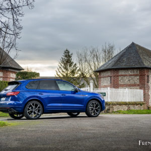 Photo 3/4 arrière Volkswagen Touareg R eHybrid 462 (2021)