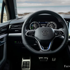 Photo volant cuir Volkswagen Touareg R eHybrid 462 (2021)