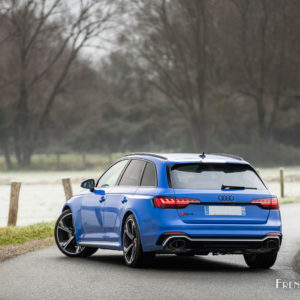 Photo test drive Audi RS 4 Avant 25 Years (2021)