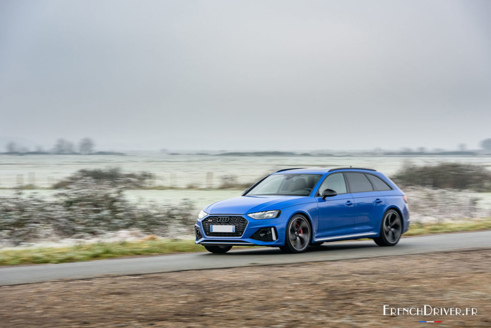Photo essai dynamique Audi RS 4 Avant 25 Years (2021)