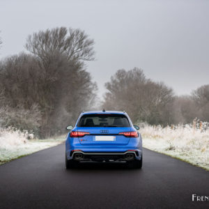 Photo face arrière Audi RS 4 Avant 25 Years (2021)