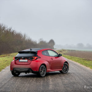 Photo 3/4 arrière Toyota GR Yaris (2021)