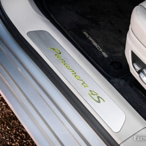 Photo seuil de porte aluminium Porsche Panamera Sport Turismo 4S