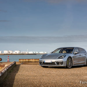 Photo 3/4 avant Porsche Panamera Sport Turismo 4S E-Hybrid (2021