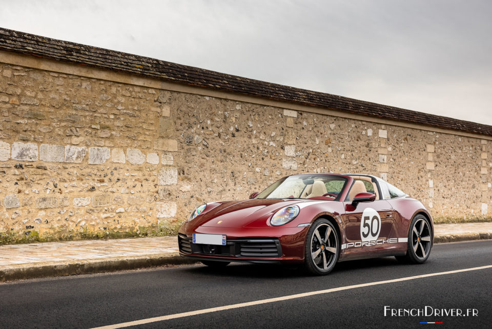 Photo route Porsche 911 (992) Targa 4S Heritage Design Edition (