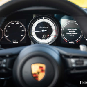 Photo combiné compteurs Porsche 911 (992) Turbo S (2021)