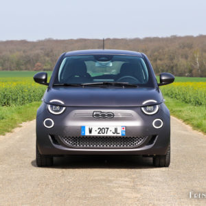 Photo face avant Fiat 500 électrique (2021)