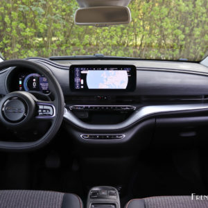 Photo tableau de bord Fiat 500 électrique (2021)